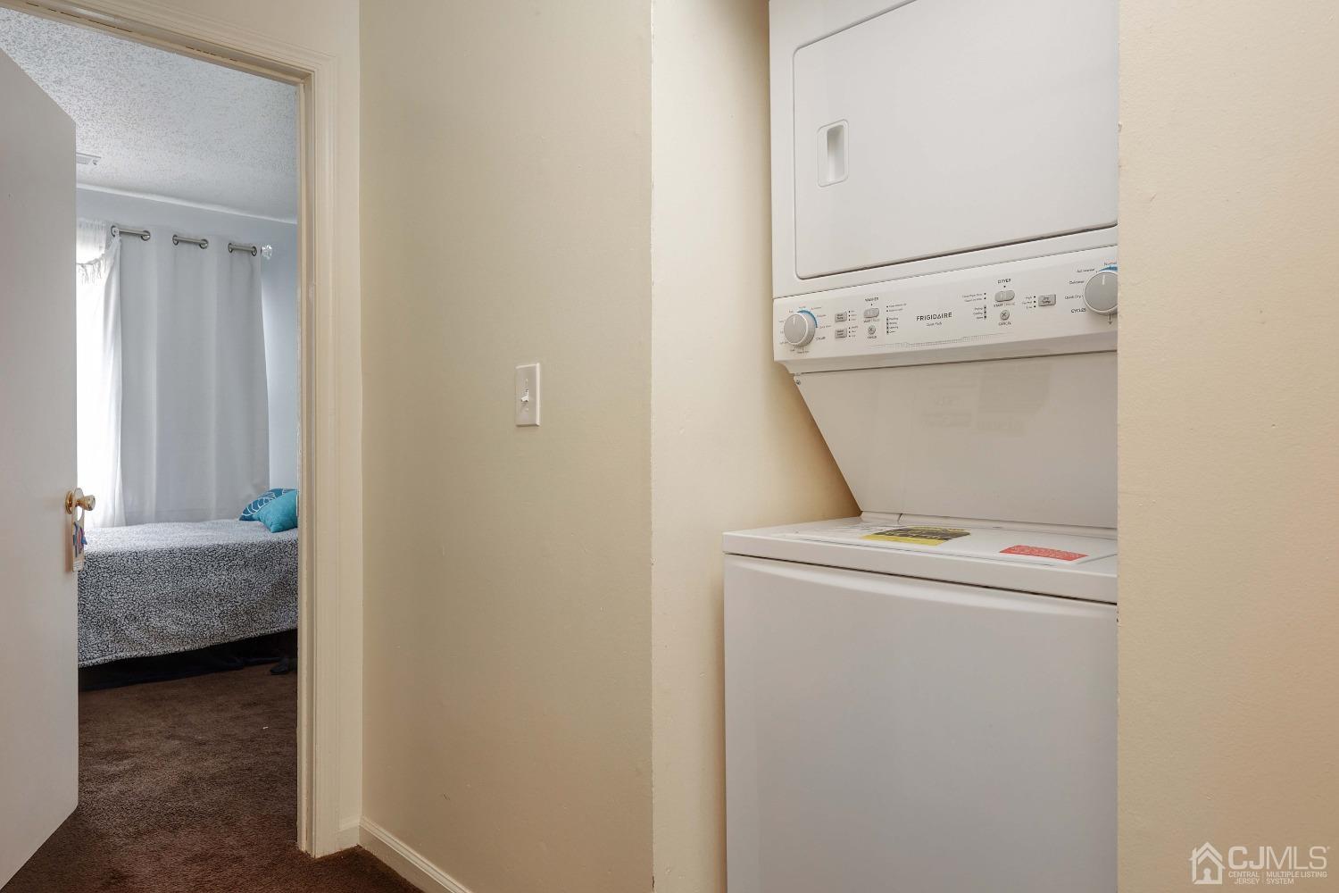 1026 Edpas Road New Brunswick, NJ 08901 - Photo 13 of 20 a utility room with dryer and washer