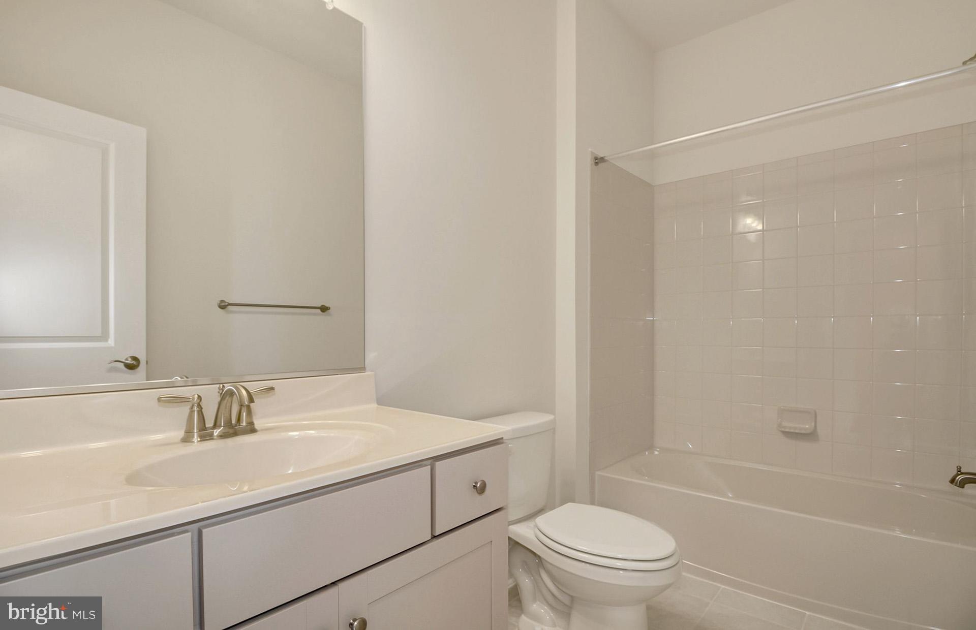 3446 Watershed Boulevard Laurel, MD 20724 - Photo 15 of 28 Hall Bathroom