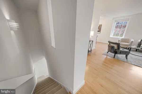 $3,700 | 3701 39th Street Northwest, Unit A181, Washington, DC 20016