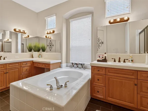 $630,000 | 2927 Browning Avenue, Clovis, CA 93611
