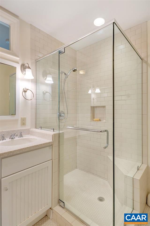 2015 Spottswood Road Charlottesville, VA 22903 - Photo 21 of 41 Gallery Image 21