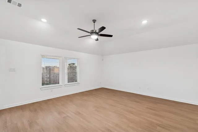 $362,990 | 3625 Moraine Lk Drive, Santa Fe, TX 77510