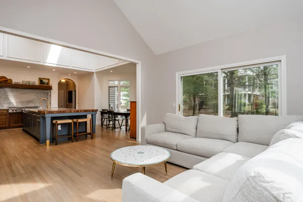 $1,400,000 | 3040 Dunes Valley Path, Stevensville, MI 49127