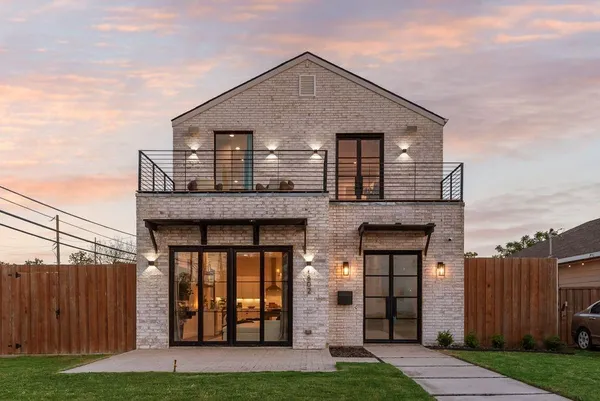 $5,500 | 1802 Pueblo Street, Dallas, TX 75212