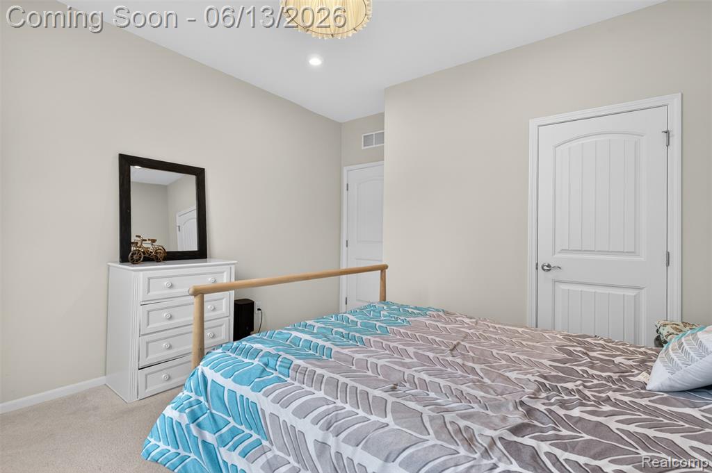48827 Windfall Road Novi, MI 48374 - Photo 13 of 43