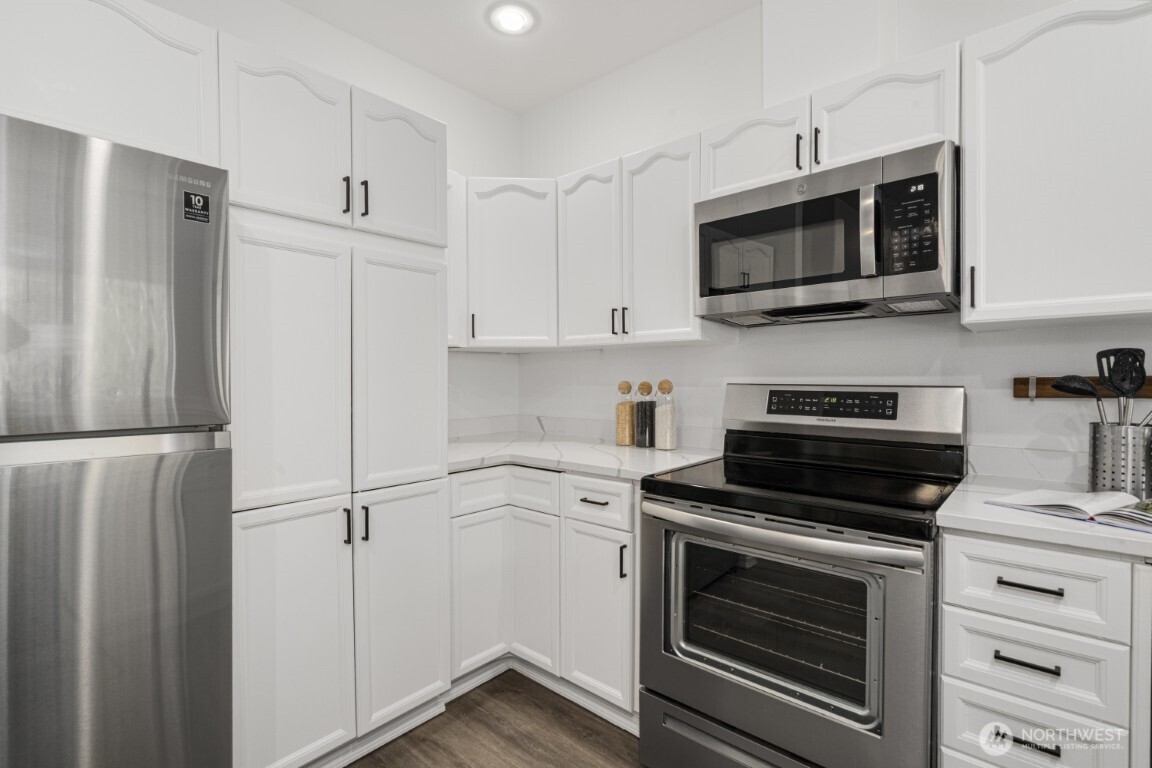7583 Old Redmond Road, Unit A203 Redmond, WA 98052 - Photo 7 of 34