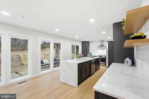 $975,000 | 7204 Joshua Tree Lane, Springfield, VA 22152