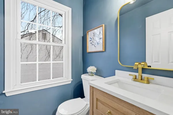 $975,000 | 7204 Joshua Tree Lane, Springfield, VA 22152