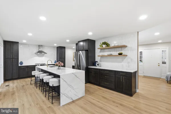 $975,000 | 7204 Joshua Tree Lane, Springfield, VA 22152