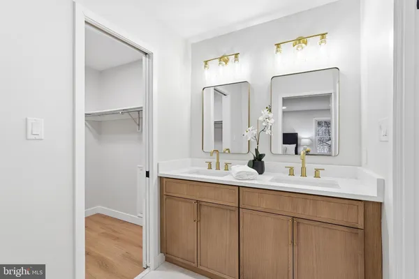 $975,000 | 7204 Joshua Tree Lane, Springfield, VA 22152