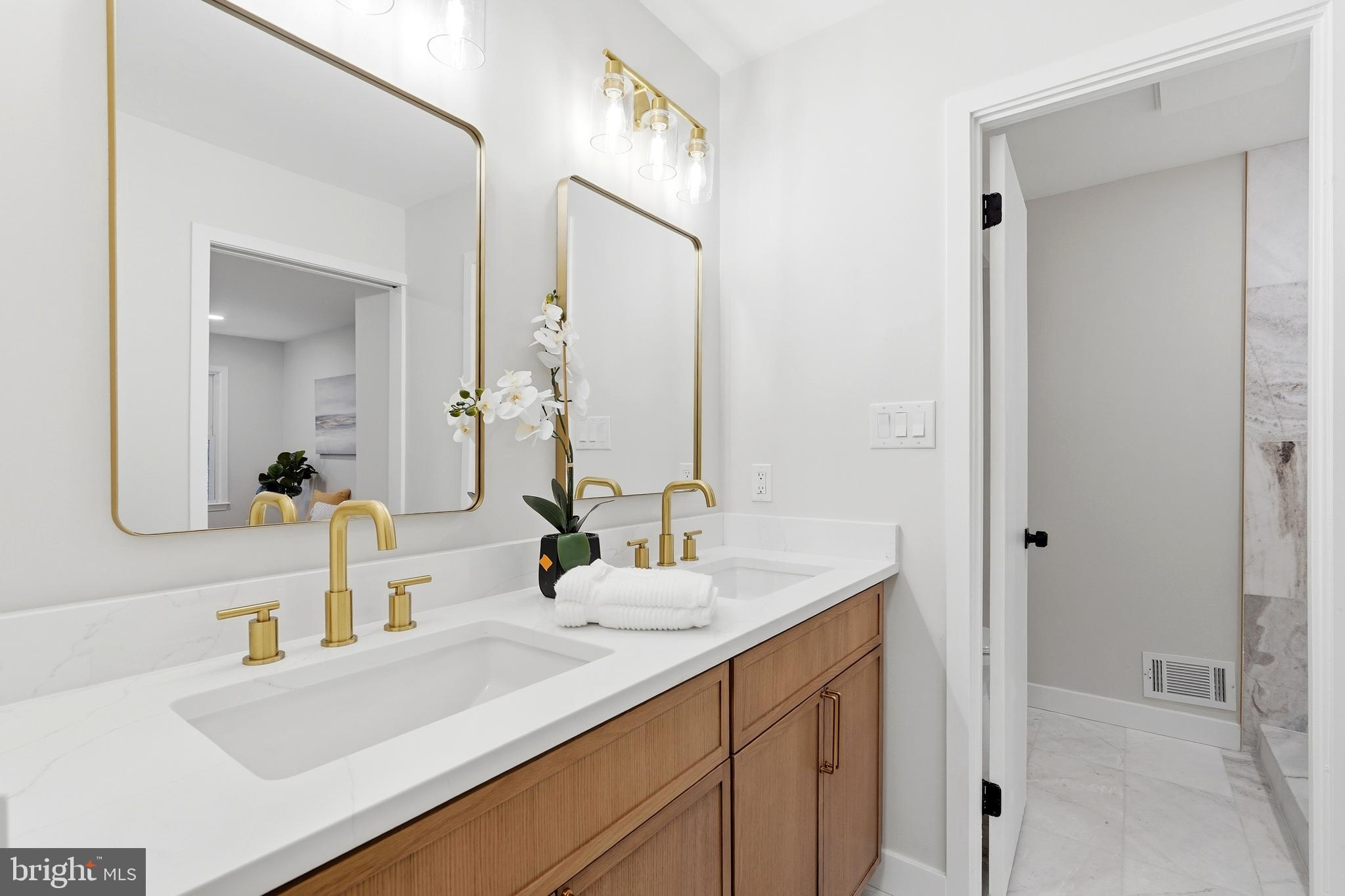 7204 Joshua Tree Lane Springfield, VA 22152 - Photo 35 of 66 Gallery Image 35