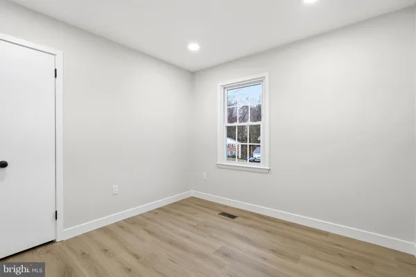 $975,000 | 7204 Joshua Tree Lane, Springfield, VA 22152