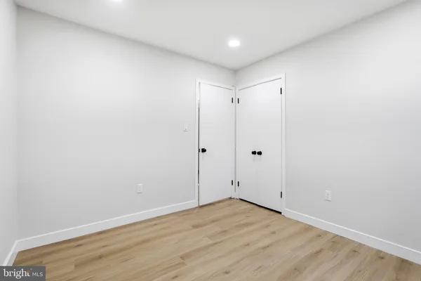 $975,000 | 7204 Joshua Tree Lane, Springfield, VA 22152