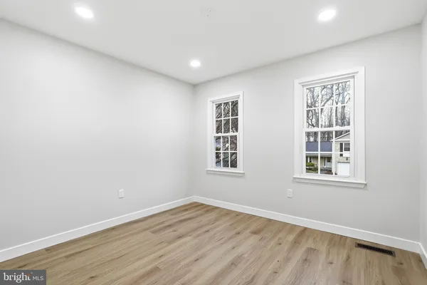 $975,000 | 7204 Joshua Tree Lane, Springfield, VA 22152