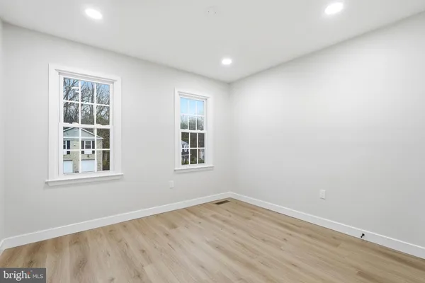 $975,000 | 7204 Joshua Tree Lane, Springfield, VA 22152