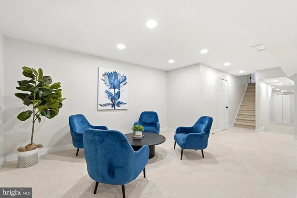 $975,000 | 7204 Joshua Tree Lane, Springfield, VA 22152