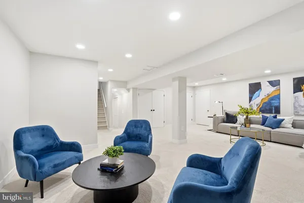 $975,000 | 7204 Joshua Tree Lane, Springfield, VA 22152