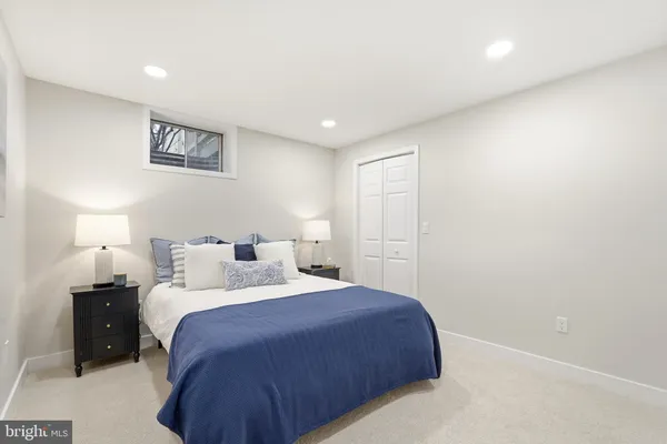 $975,000 | 7204 Joshua Tree Lane, Springfield, VA 22152