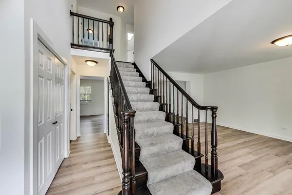 $649,000 | 1329 Neskola Court, Naperville, IL 60564