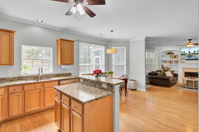 $850,000 | 2116 Tall Grass Circle, Mount Pleasant, SC 29466