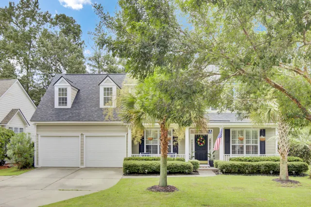 $850,000 | 2116 Tall Grass Circle, Mount Pleasant, SC 29466