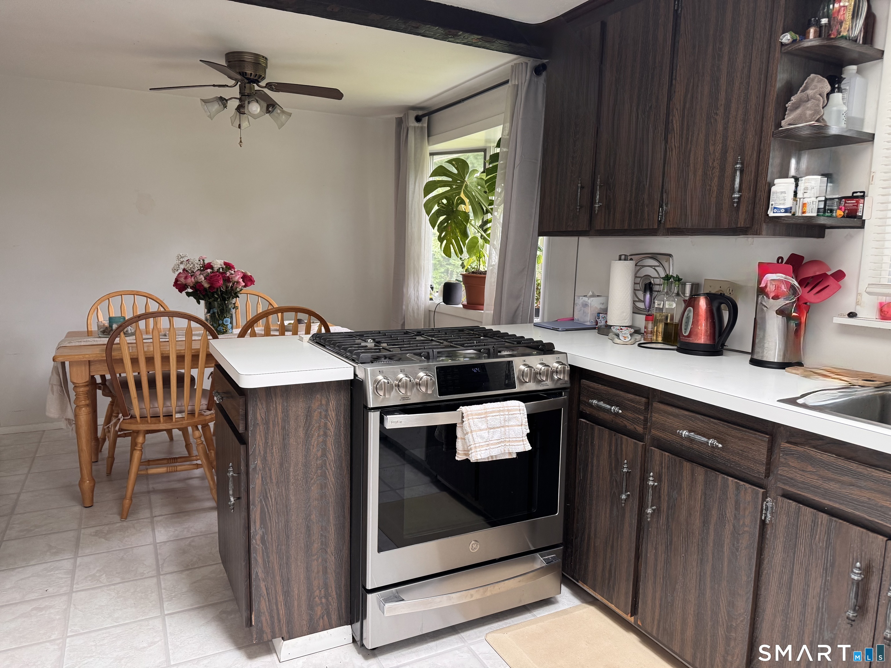 138 Sebec Street Hamden, CT 06517 - Photo 6 of 20 Gallery Image 6