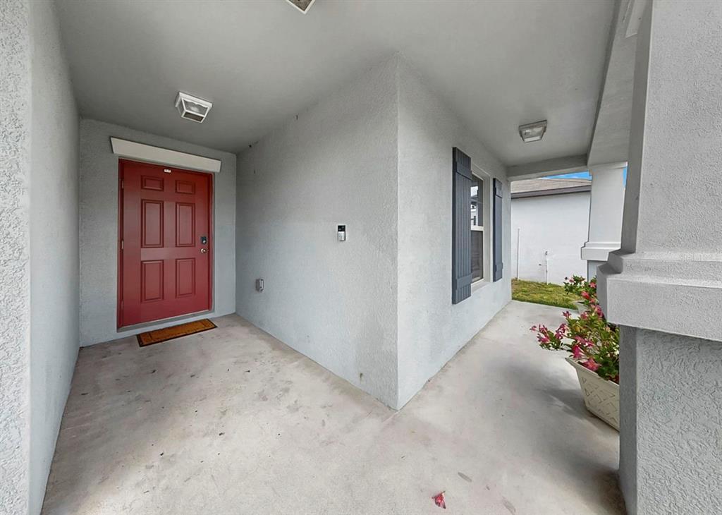 16568 Delia Street Wimauma, FL 33598 - Photo 5 of 54