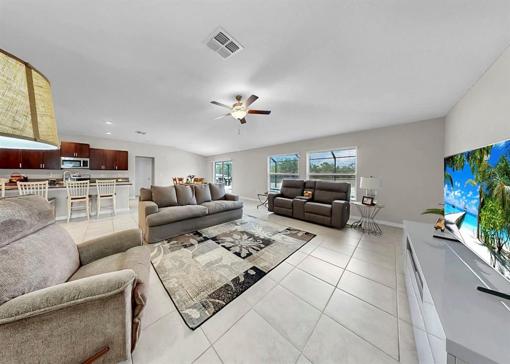 16568 Delia Street Wimauma, FL 33598 - Photo 7 of 54