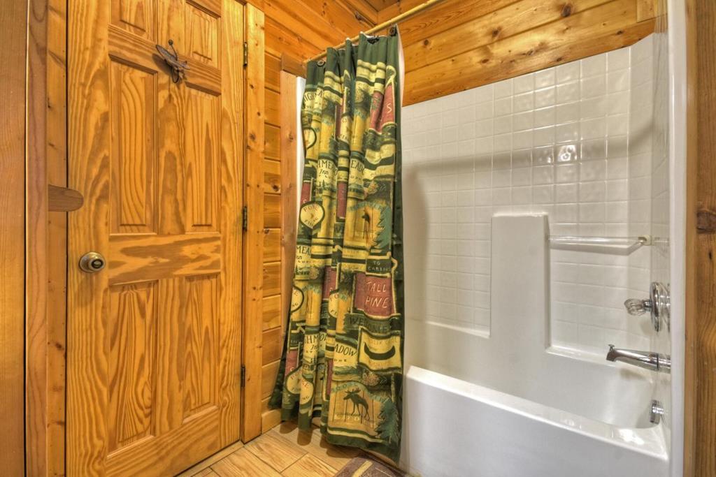 587 Candy Lane Ellijay, GA 30540 - Photo 15 of 40