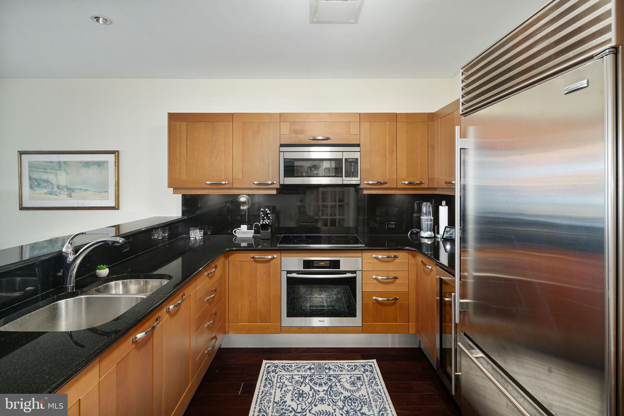 50 South 16th Street, Unit 4504 Philadelphia, PA 19103 - Photo 4 of 20
