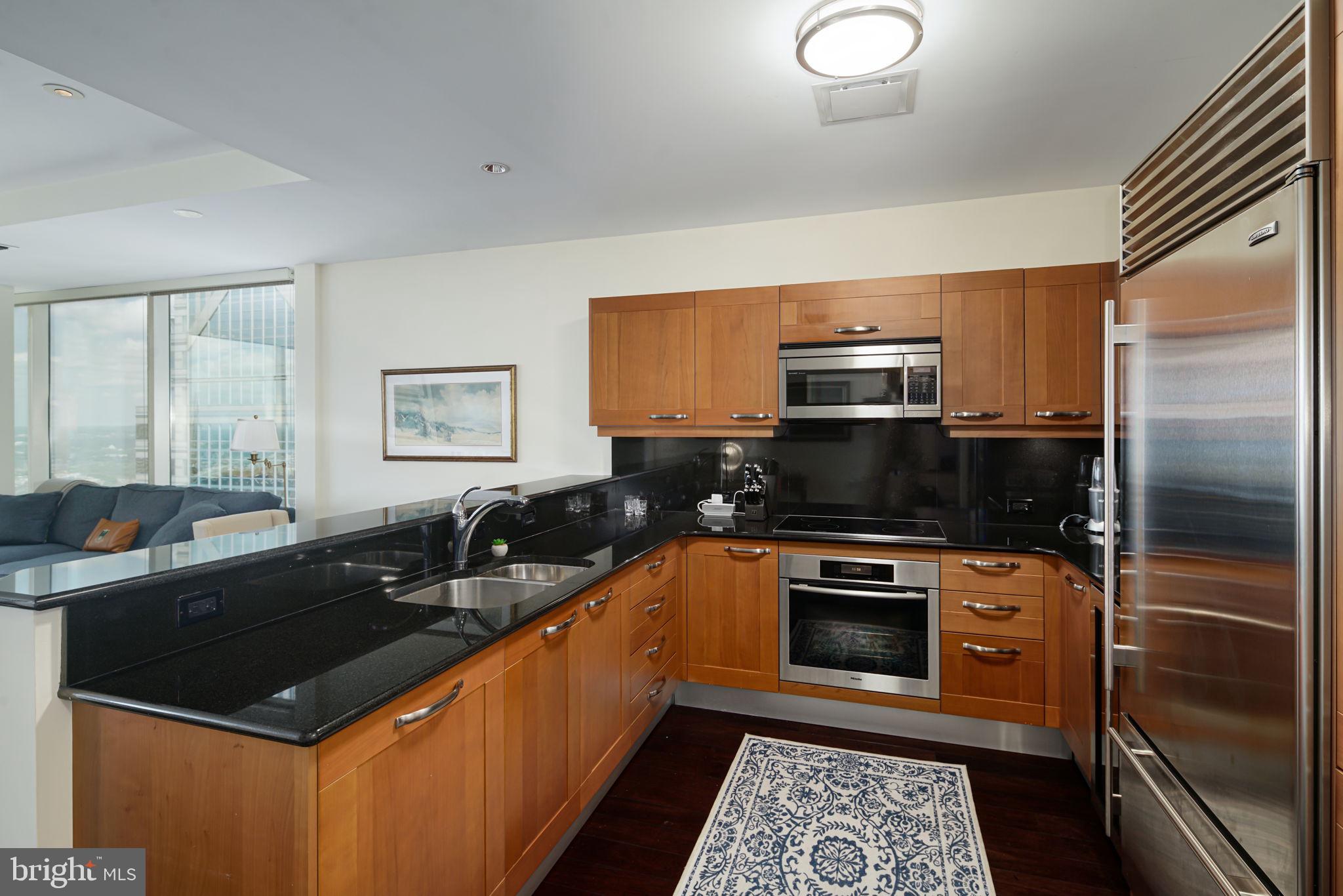 50 South 16th Street, Unit 4504 Philadelphia, PA 19103 - Photo 5 of 20