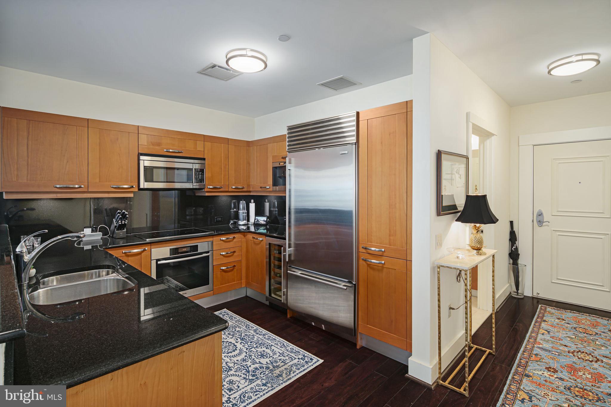 50 South 16th Street, Unit 4504 Philadelphia, PA 19103 - Photo 6 of 20