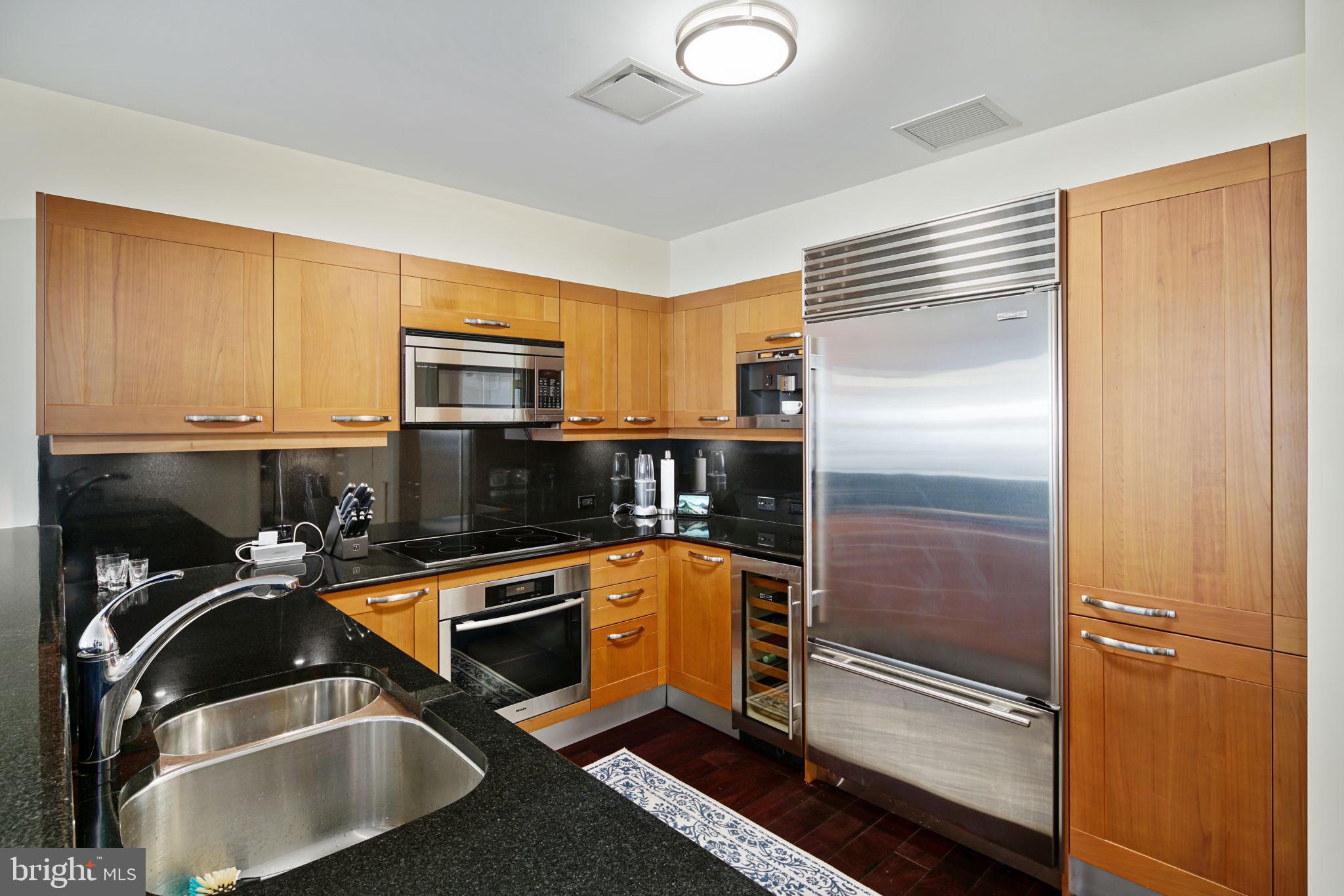 50 South 16th Street, Unit 4504 Philadelphia, PA 19103 - Photo 7 of 20