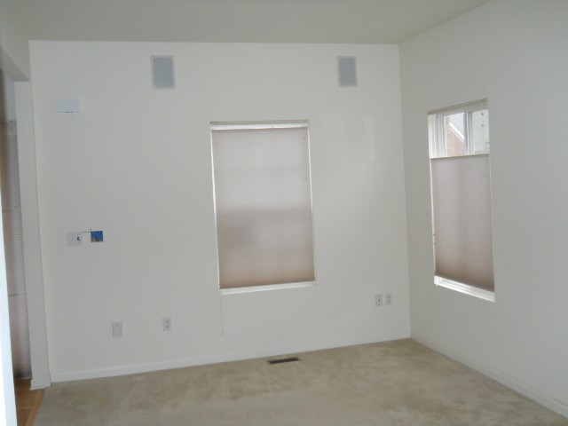 2131 Cattail Circle Rochester, MI 48309 - Photo 13 of 13 31084068-12.JPG