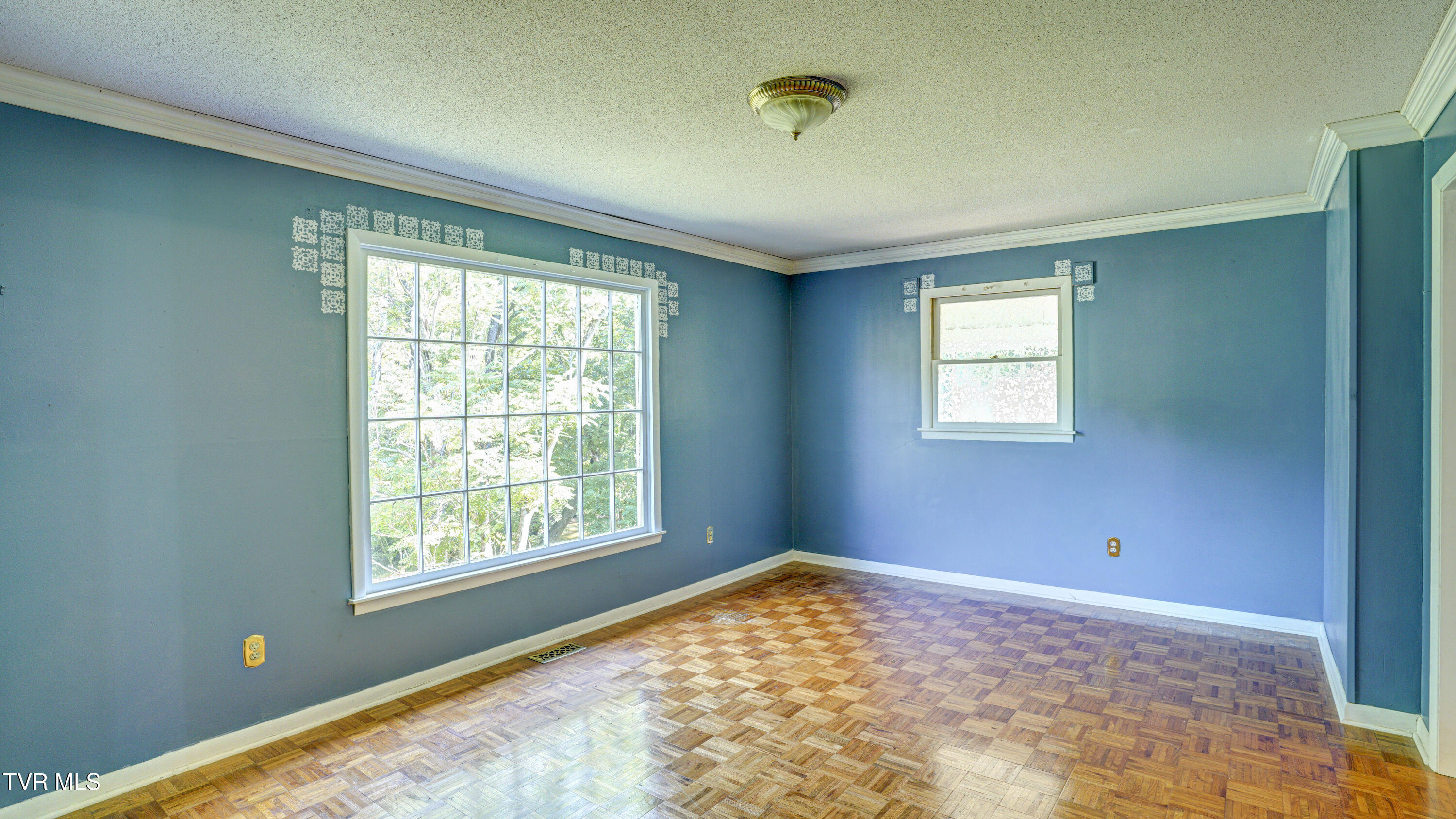 101 Timberlane Road Bristol, TN 37620 - Photo 23 of 70 _DSC5208_09_10_11_12