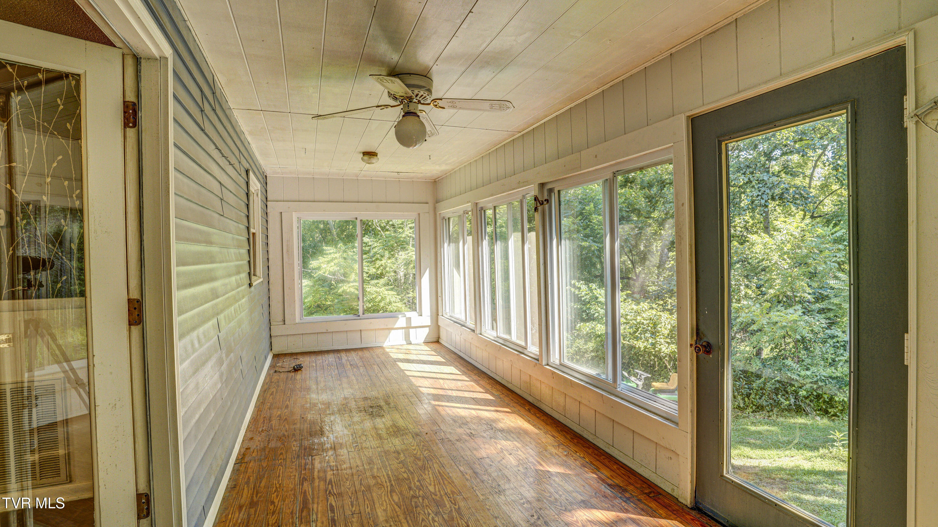 101 Timberlane Road Bristol, TN 37620 - Photo 29 of 70 _DSC5238_39_40_41_42