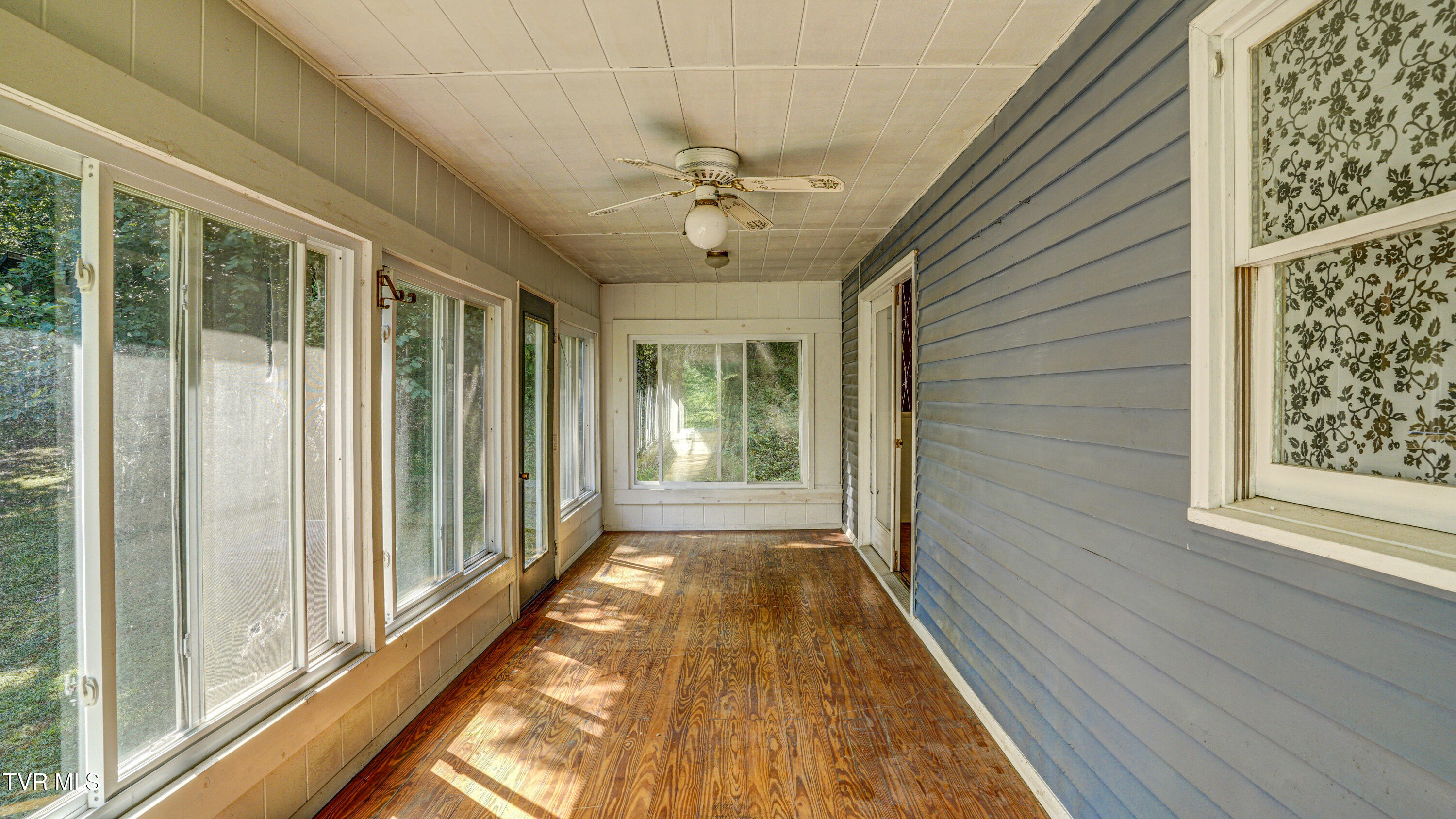 101 Timberlane Road Bristol, TN 37620 - Photo 30 of 70 _DSC5243_4_5_6_7
