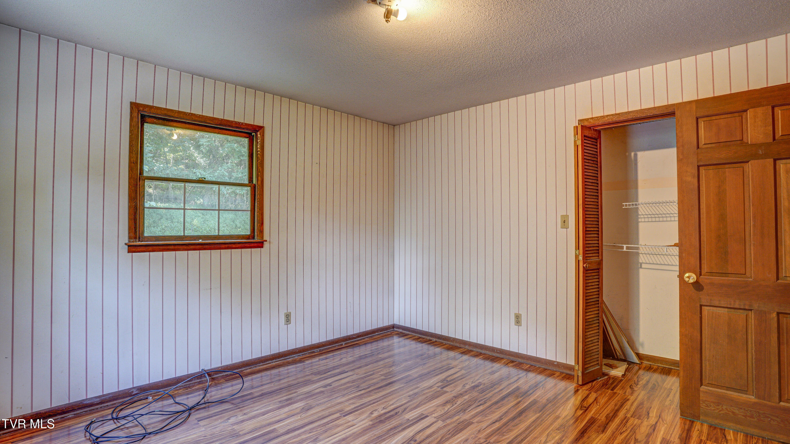 101 Timberlane Road Bristol, TN 37620 - Photo 55 of 70 _DSC5368_69_70_71_72