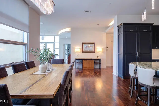 $2,100,000 | 335 West Barbee Chapel Road, Chapel Hill, NC 27517