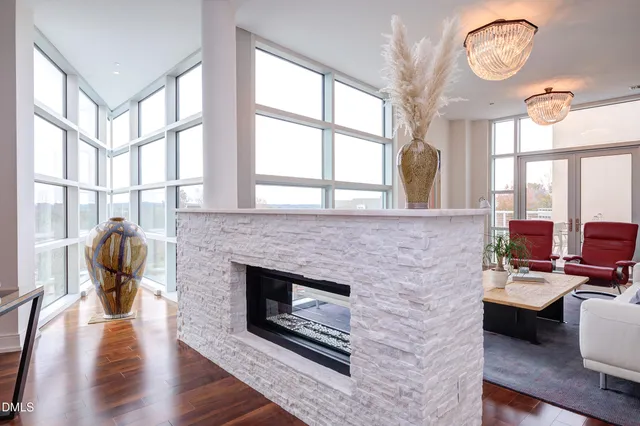 $2,100,000 | 335 West Barbee Chapel Road, Chapel Hill, NC 27517