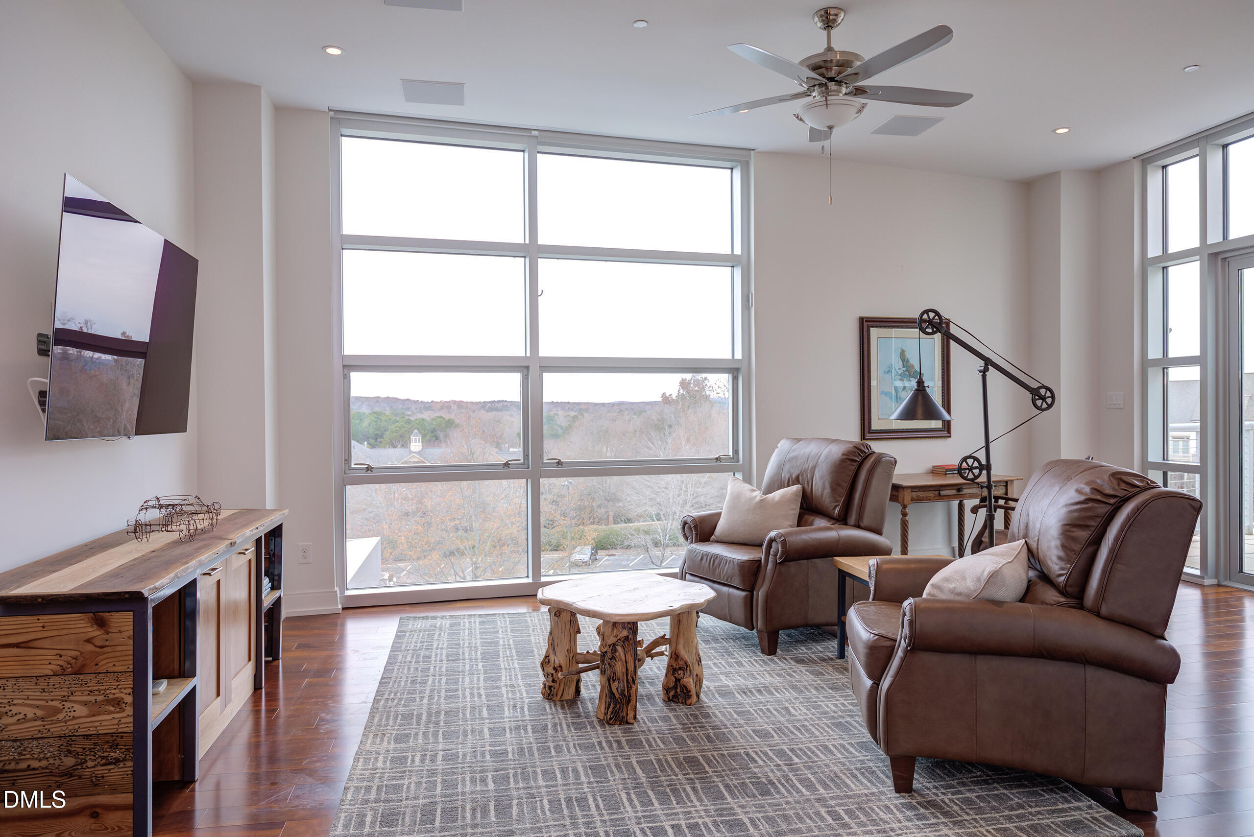 335 West Barbee Chapel Road Chapel Hill, NC 27517 - Photo 31 of 62 Family Room