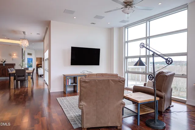 $2,100,000 | 335 West Barbee Chapel Road, Chapel Hill, NC 27517