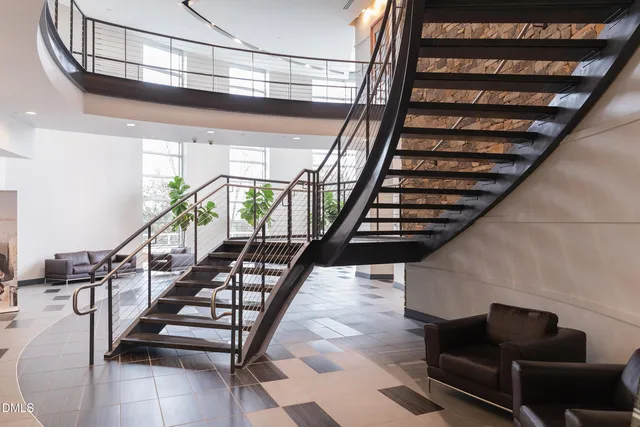 $2,100,000 | 335 West Barbee Chapel Road, Chapel Hill, NC 27517