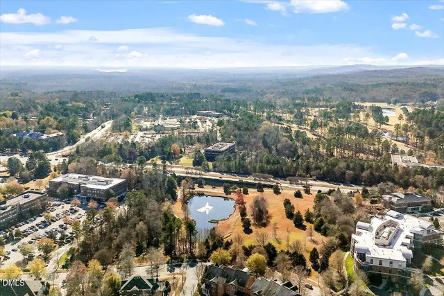 $2,100,000 | 335 West Barbee Chapel Road, Chapel Hill, NC 27517