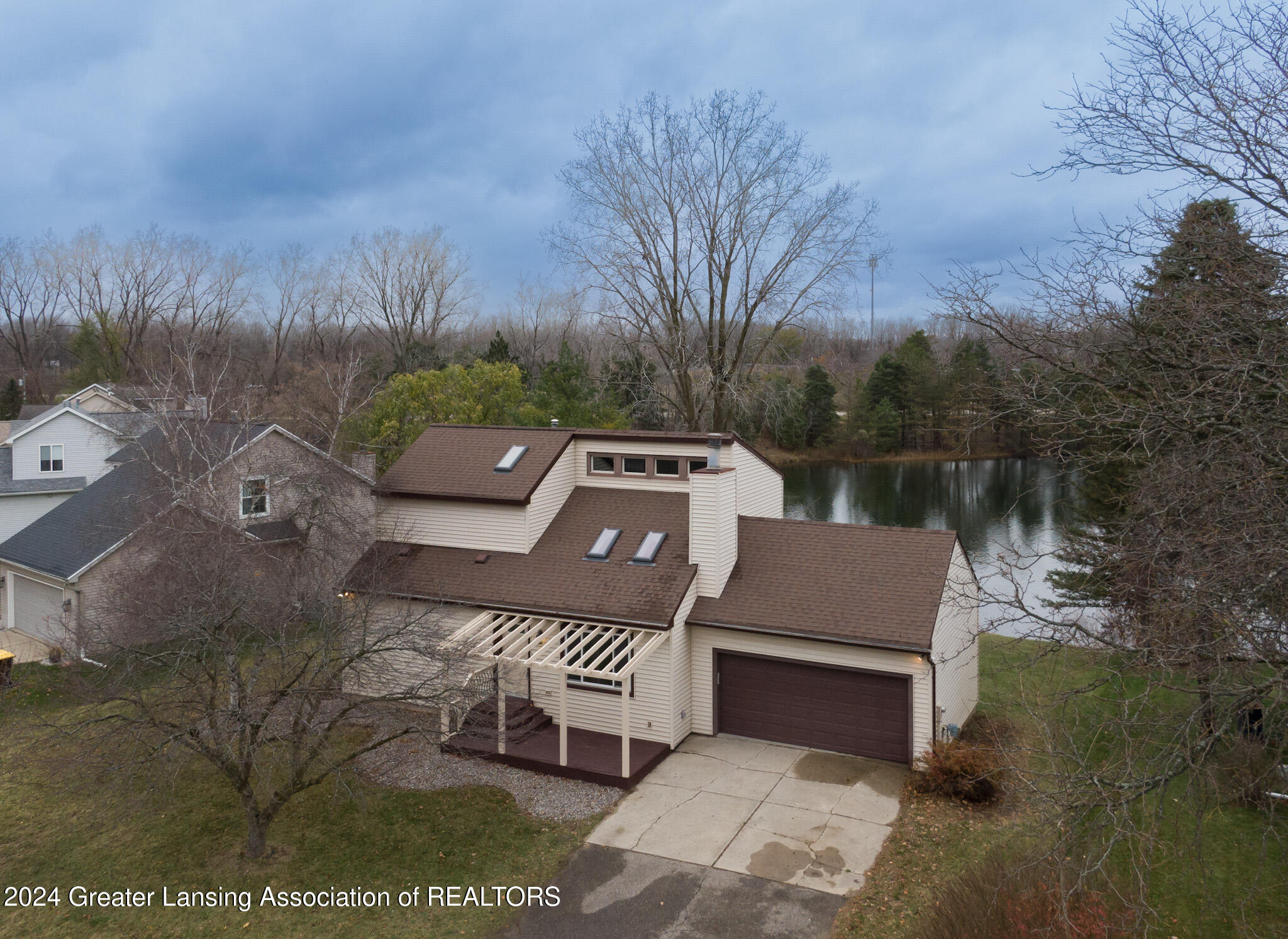 6116 Bishop Road Lansing, MI 48911 - Photo 1 of 64 Frontal Photo