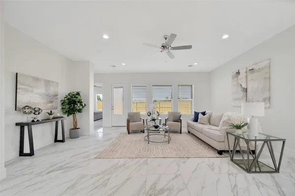 $2,650 | 7611 Athlone Drive, Houston, TX 77088