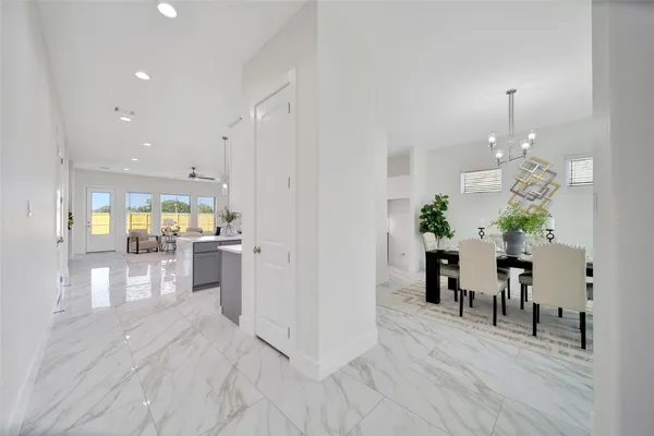 $2,650 | 7611 Athlone Drive, Houston, TX 77088