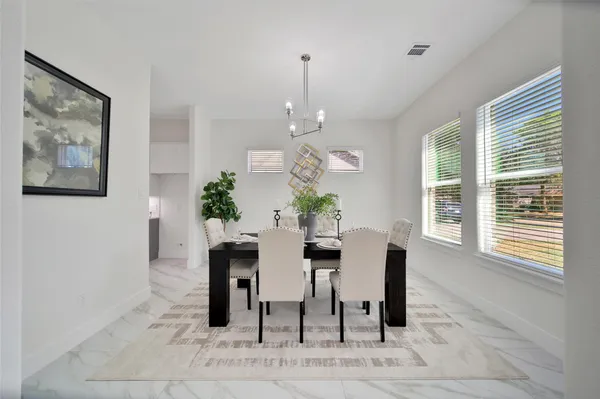 $2,650 | 7611 Athlone Drive, Houston, TX 77088