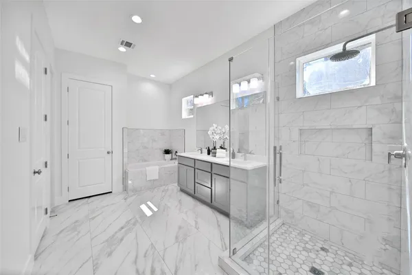 $2,650 | 7611 Athlone Drive, Houston, TX 77088