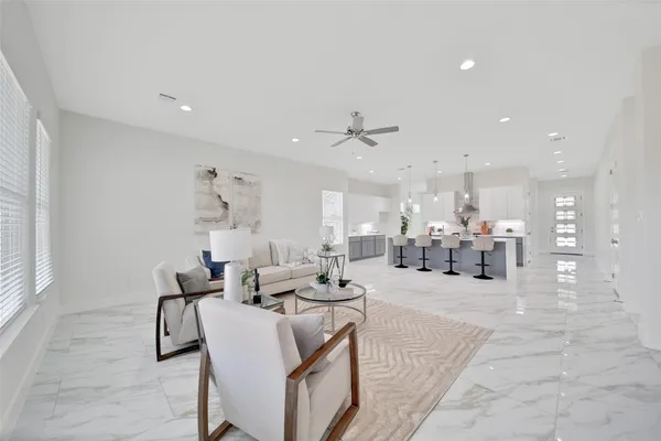 $2,650 | 7611 Athlone Drive, Houston, TX 77088